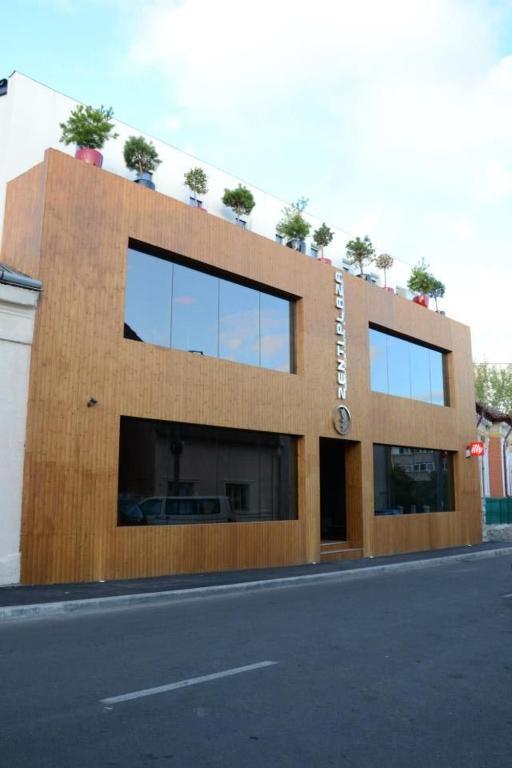 正帝广场酒店 德罗贝塔-塞维林堡 外观 照片